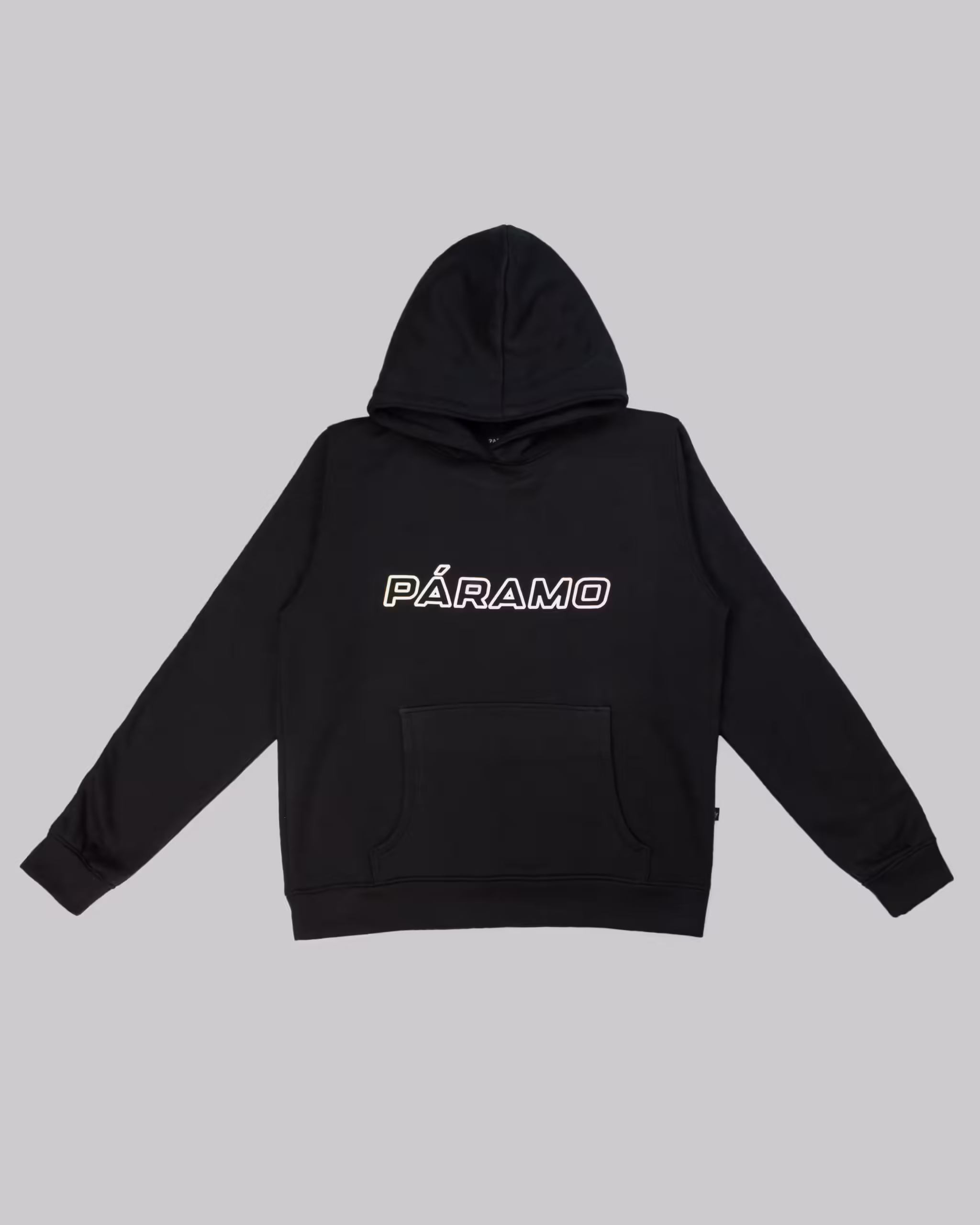 Hoodie Esencial Páramo - Negro, Buzo con capota en algodón perchado de alto gramaje, con estampado de alta densidad 'PÁRAMO' en la parte frontal.